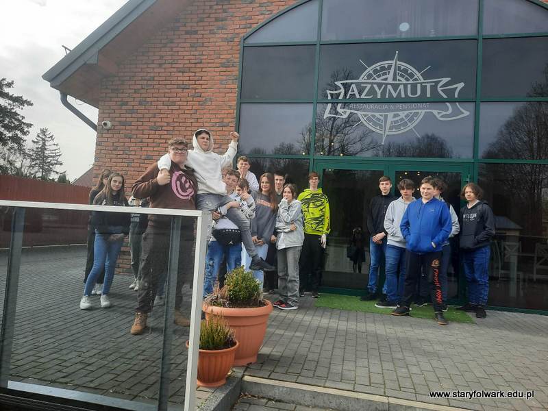 Z WIZYTĄ W AZYMUCIE