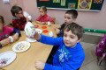 Cekinowe pisanki w oddziale przedszkolnym